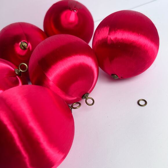 Red Satin Sheen Unbreakable Christmas Ornaments Set of 6 Crafts Retro Decor - Picture 3 of 9